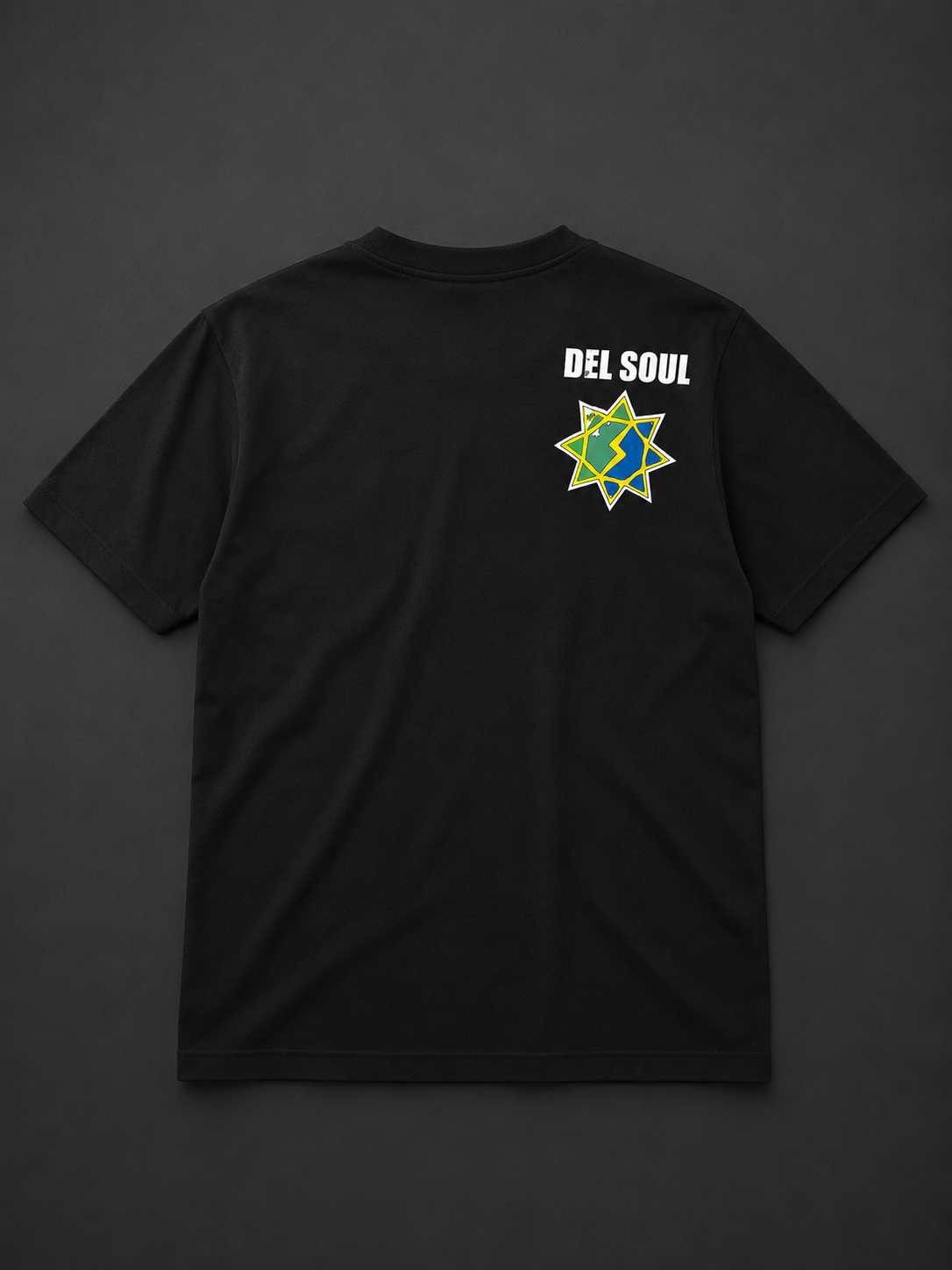 Black Bee Done Back Graphic Tee Medium